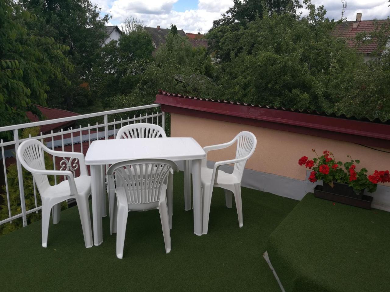 Apartman V Zahrade Nova Vcelnice Exterior photo